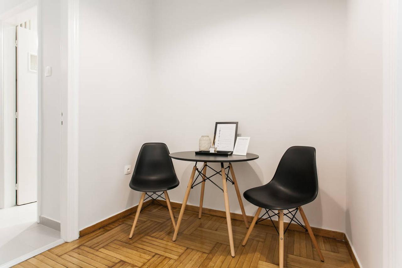 Chic And Cosy Flat In Plaka By Upstreet Lägenhet Aten Exteriör bild